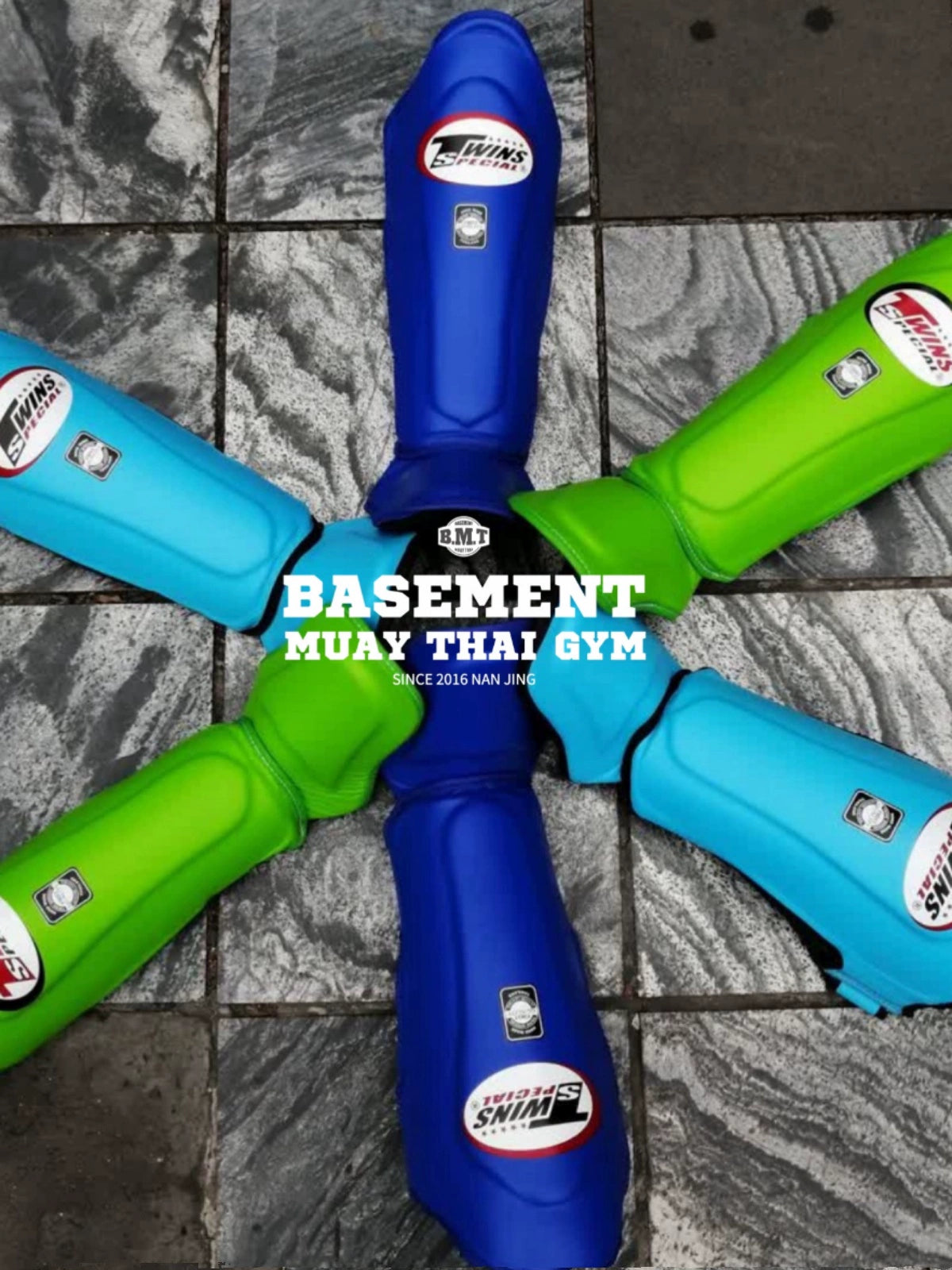 Thailand Genuine Twins Cowhide Leather Shin Guards Muay Thai Sanda Fighting Training Leg Braces for Men and Women